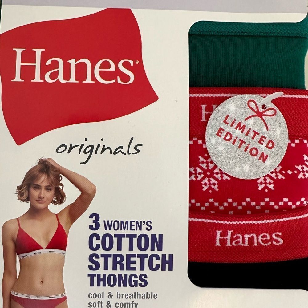 Hanes 3pk Cotton Thongs Snowflakes red green black